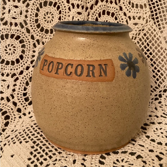 Pottery Popcorn Kernal Holder Container - Country Farmhouse - Picture 6 of 14